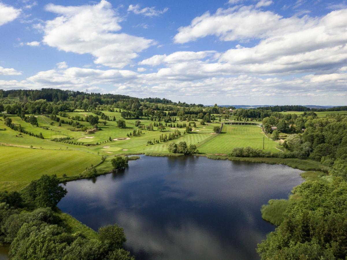 Golf Certovo Bremeno Hotel Jistebnice Kültér fotó